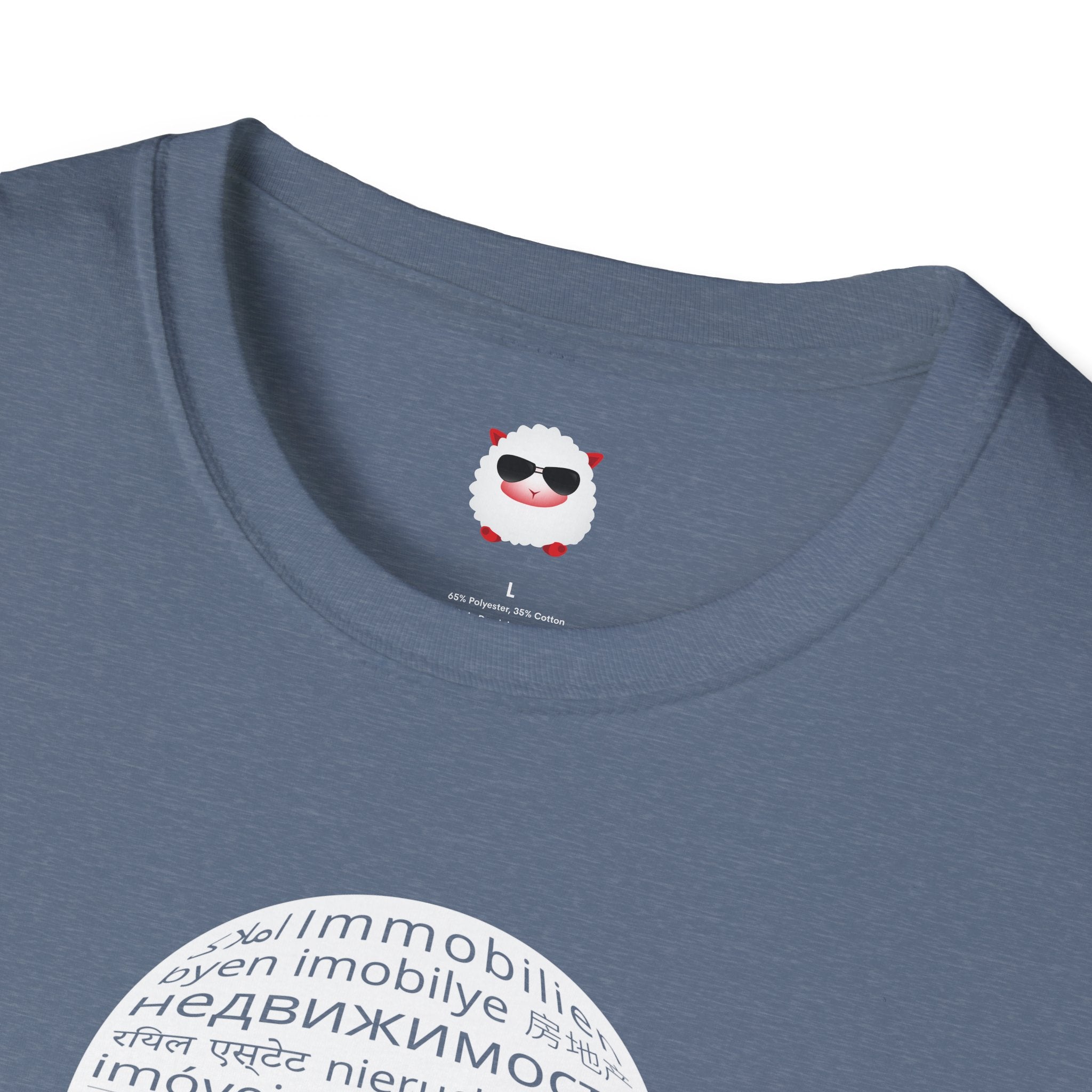 I Sell Real Estate Translated Dark Style Unisex Softstyle T-Shirt